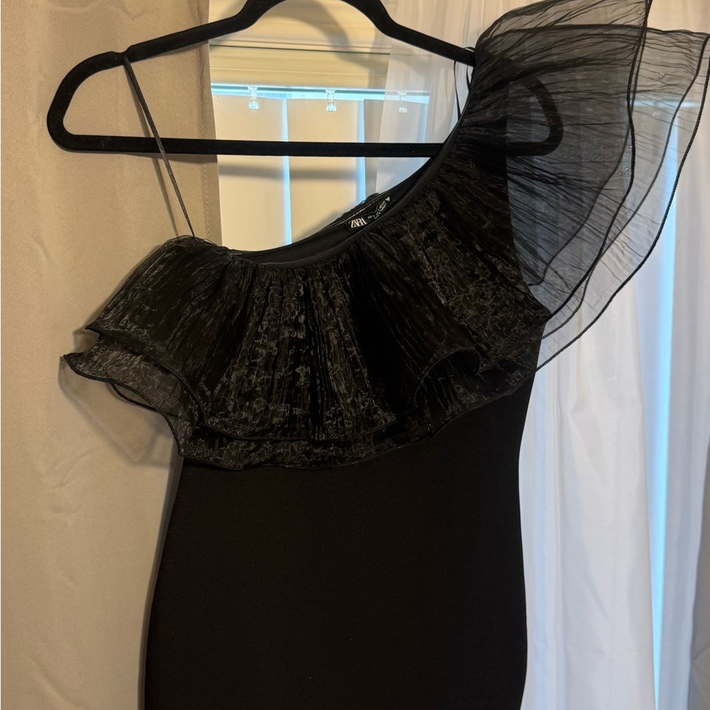 Zara Black One Shoulder Dress with Ruffle Detail